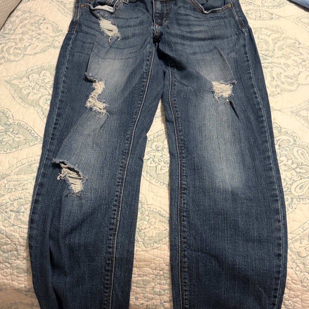 Distressed Blue Women's skinny Jeans